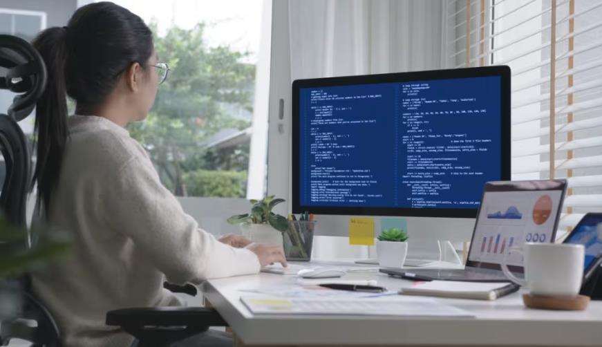 天柱县企业数字化解决方案:机器学习赋能商业模式升级的核心路径